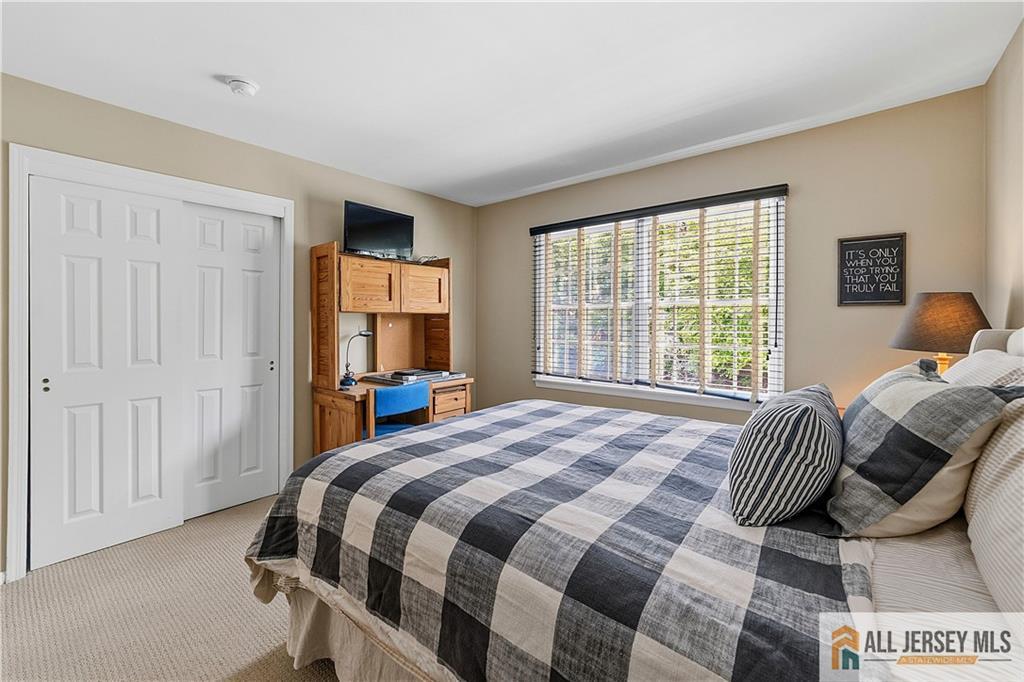 18 Dante Road Monroe NJ 08831