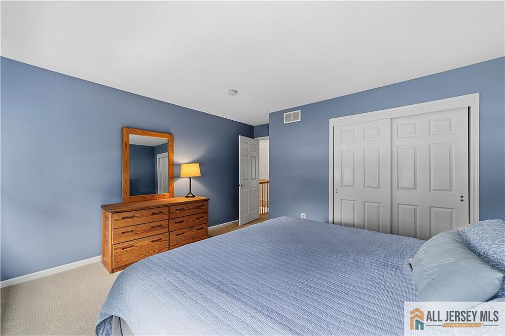 18 Dante Road Monroe NJ 08831