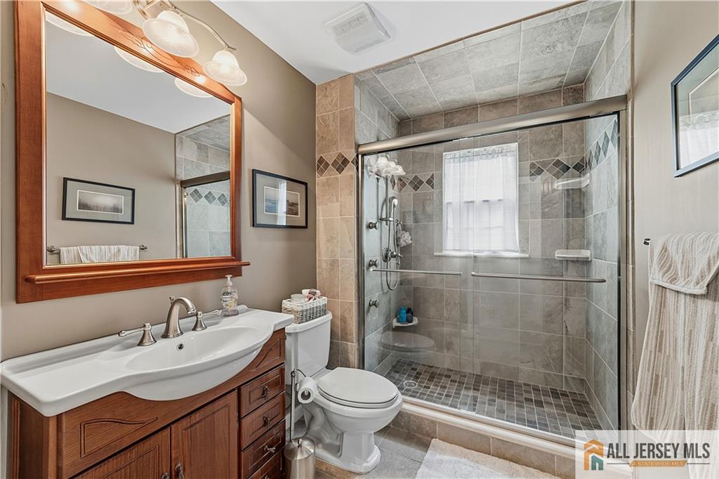 18 Dante Road Monroe NJ 08831