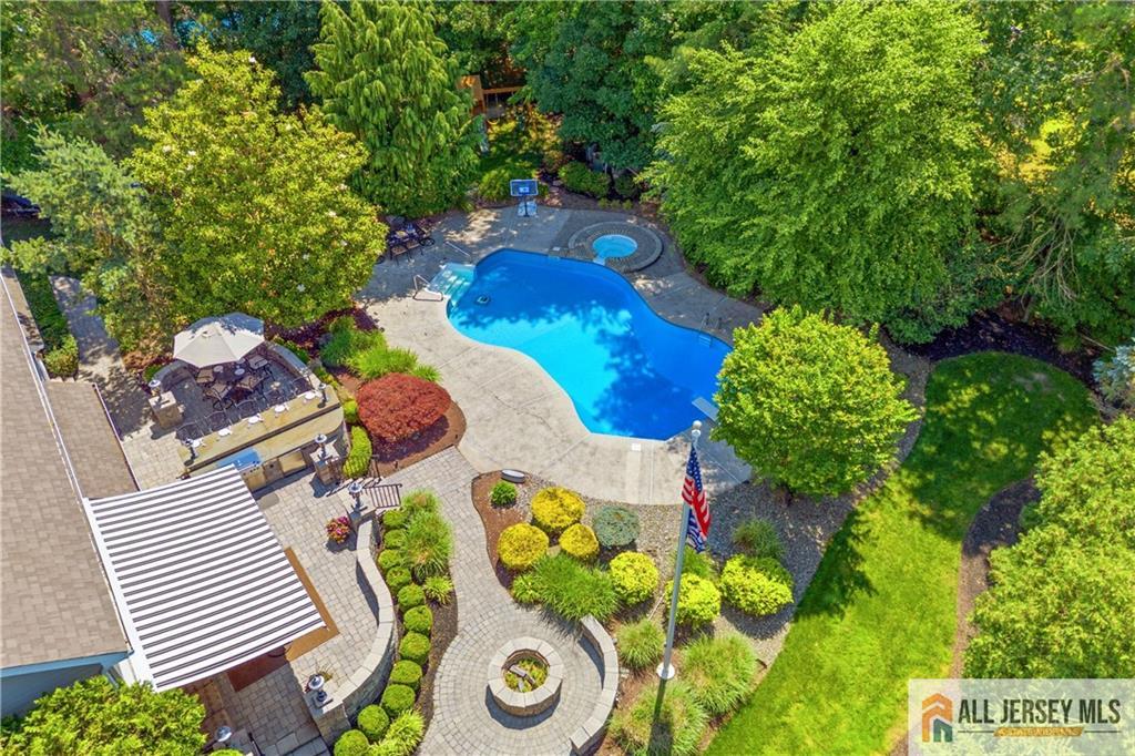 18 Dante Road Monroe NJ 08831
