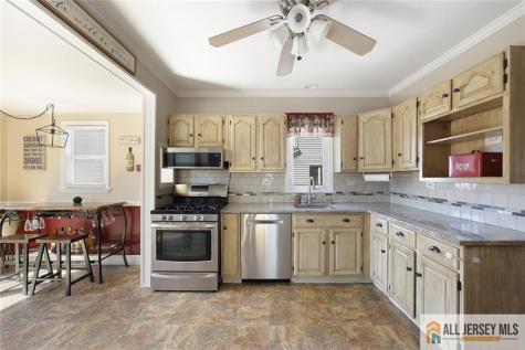 13 Buchman Street Piscataway NJ 08854