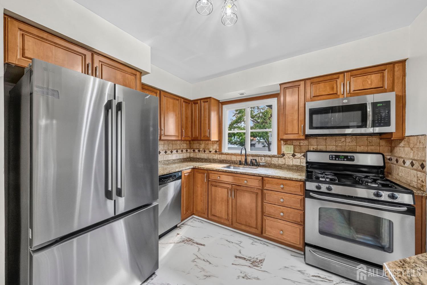 66 Janice Drive Spotswood NJ 08884