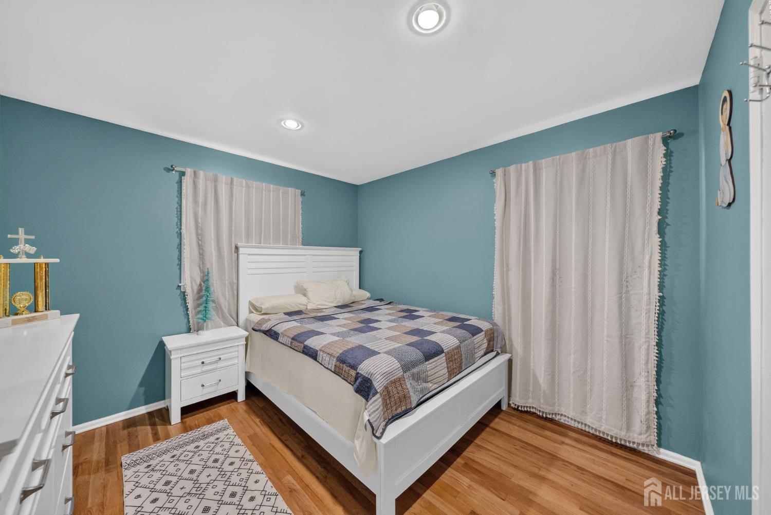 66 Janice Drive Spotswood NJ 08884