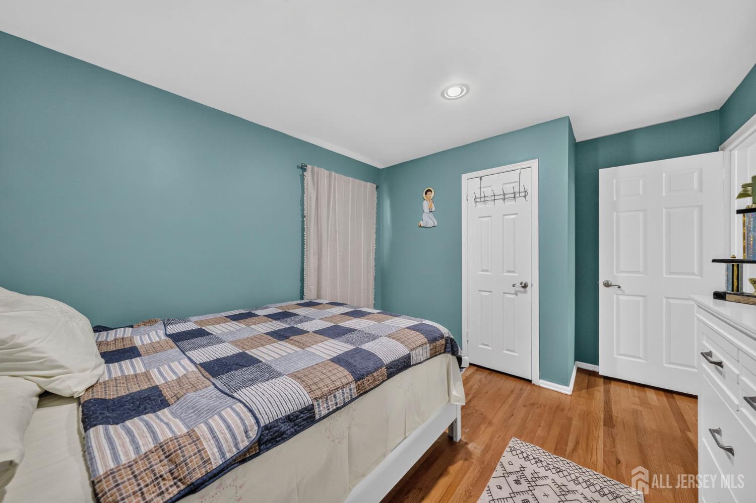 66 Janice Drive Spotswood NJ 08884
