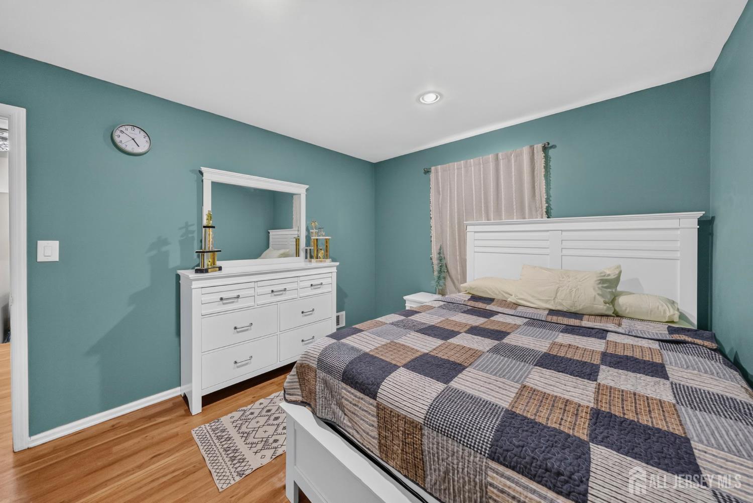 66 Janice Drive Spotswood NJ 08884