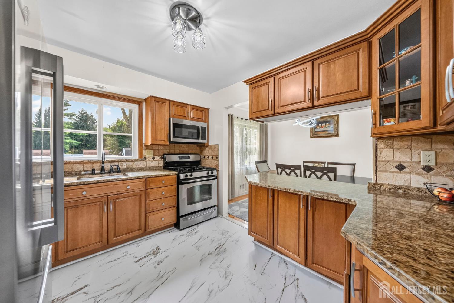 66 Janice Drive Spotswood NJ 08884