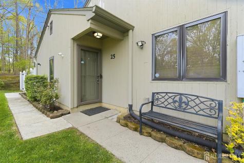 25 Carmel Court Old Bridge NJ 08857