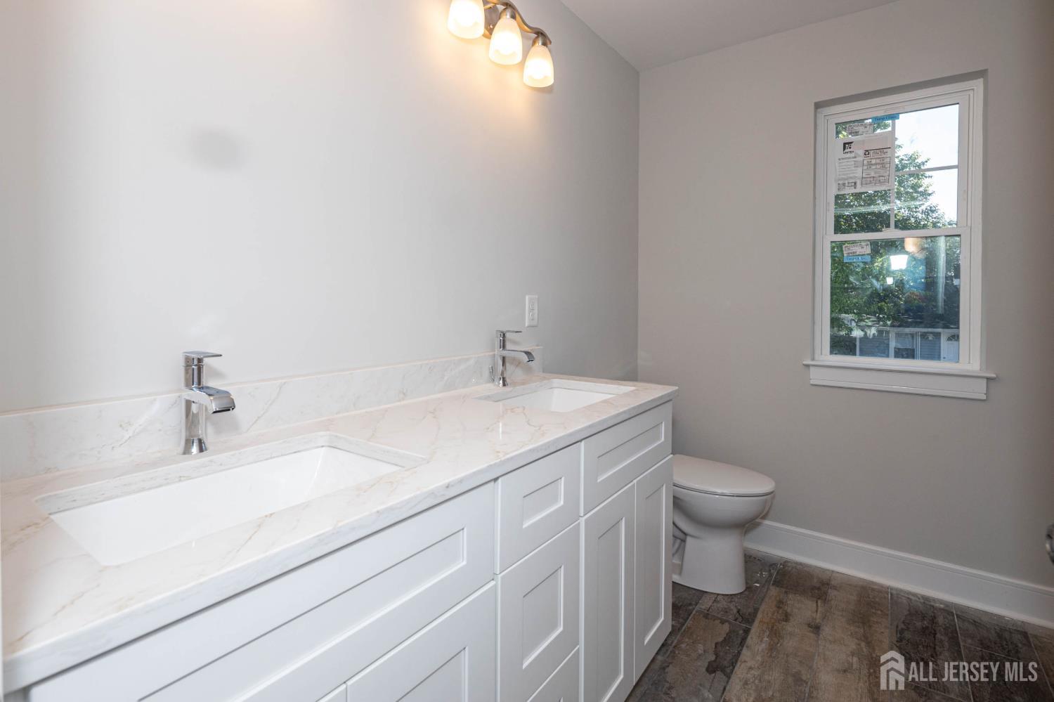 195 Greenwood Drive Old Bridge NJ 08857