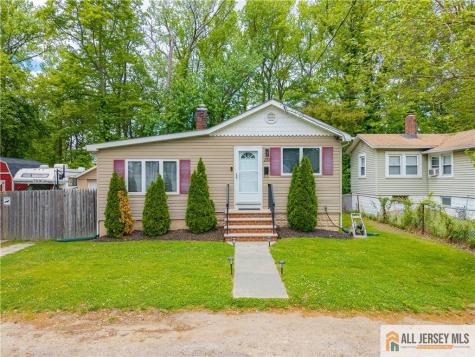 260 Greenwood Drive Old Bridge NJ 07735