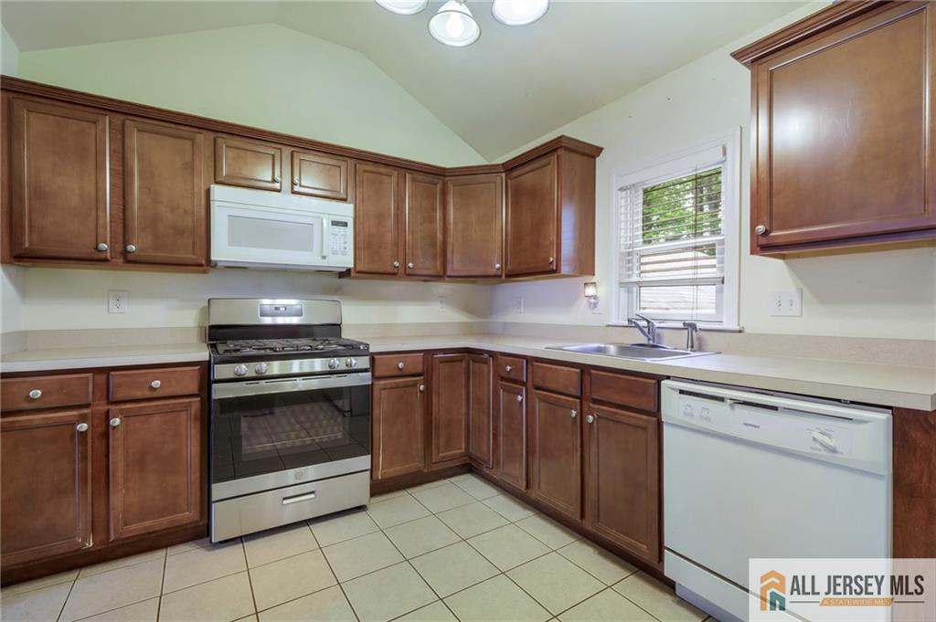 260 Greenwood Drive Old Bridge NJ 07735