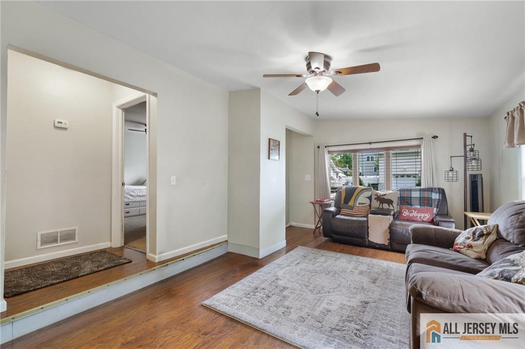 260 Greenwood Drive Old Bridge NJ 07735