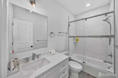 28 Ross Hall Boulevard Piscataway NJ 08854