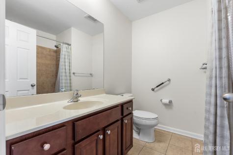 2357 Berkshire Lane North Brunswick NJ 08902
