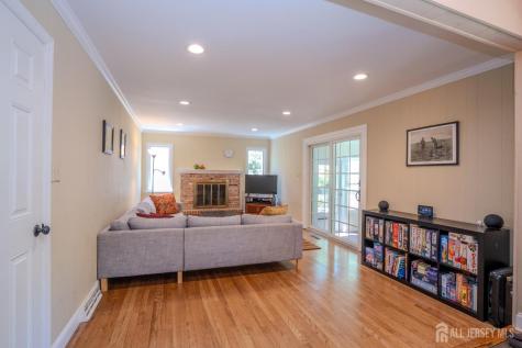 31 Merion Place Lawrence NJ 08648