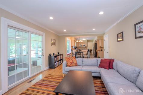 31 Merion Place Lawrence NJ 08648