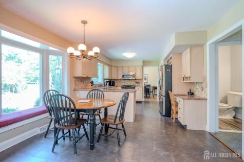 31 Merion Place Lawrence NJ 08648