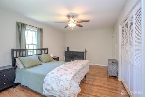 31 Merion Place Lawrence NJ 08648