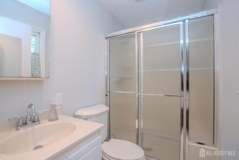 31 Merion Place Lawrence NJ 08648