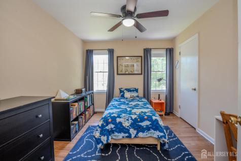 31 Merion Place Lawrence NJ 08648