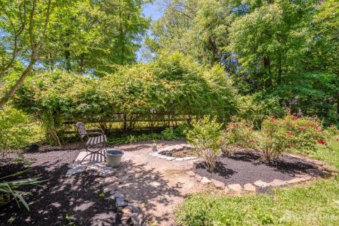 31 Merion Place Lawrence NJ 08648