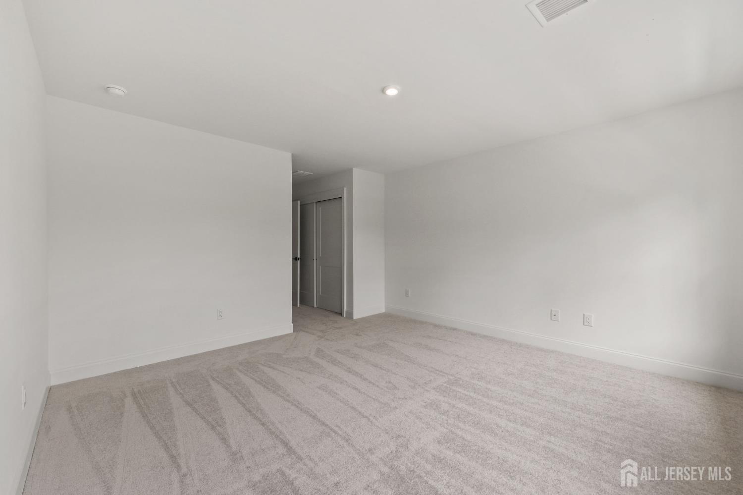 612 Old Stage Road East Brunswick NJ 08816