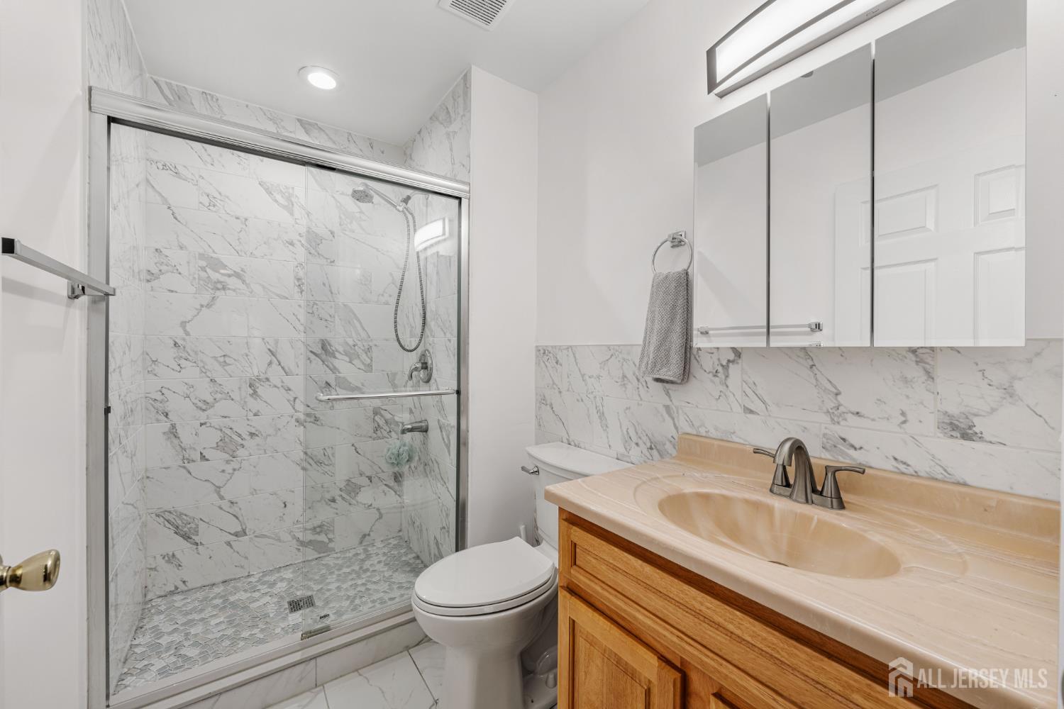 217 Vasser Drive Piscataway NJ 08854
