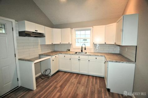 807 6th Street Union Beach NJ 07735
