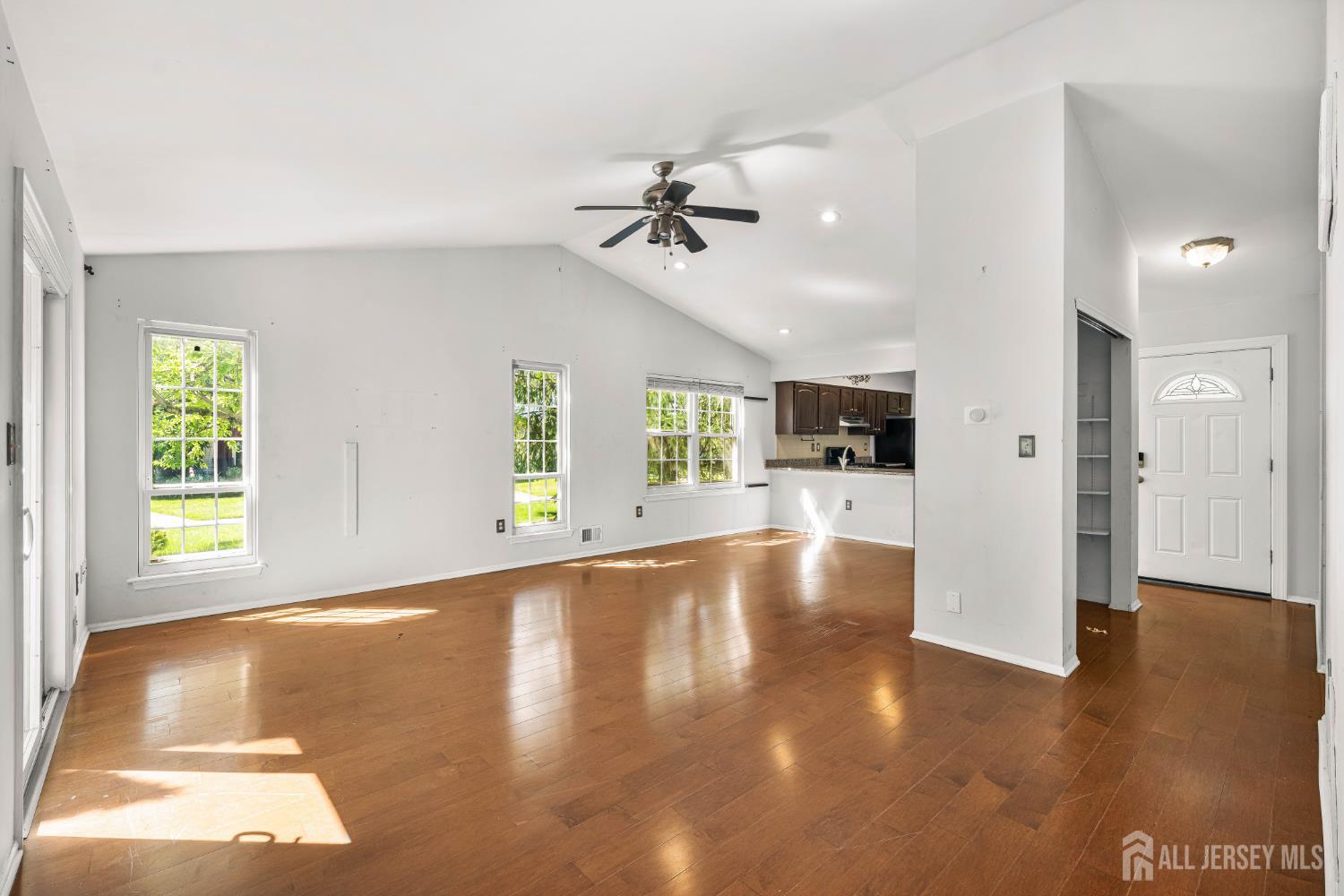 58 Beacon Place Robbinsville NJ 08691