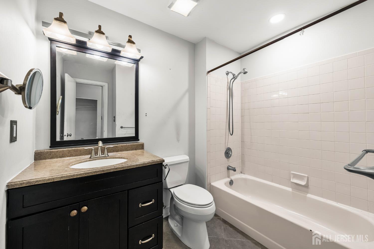 58 Beacon Place Robbinsville NJ 08691