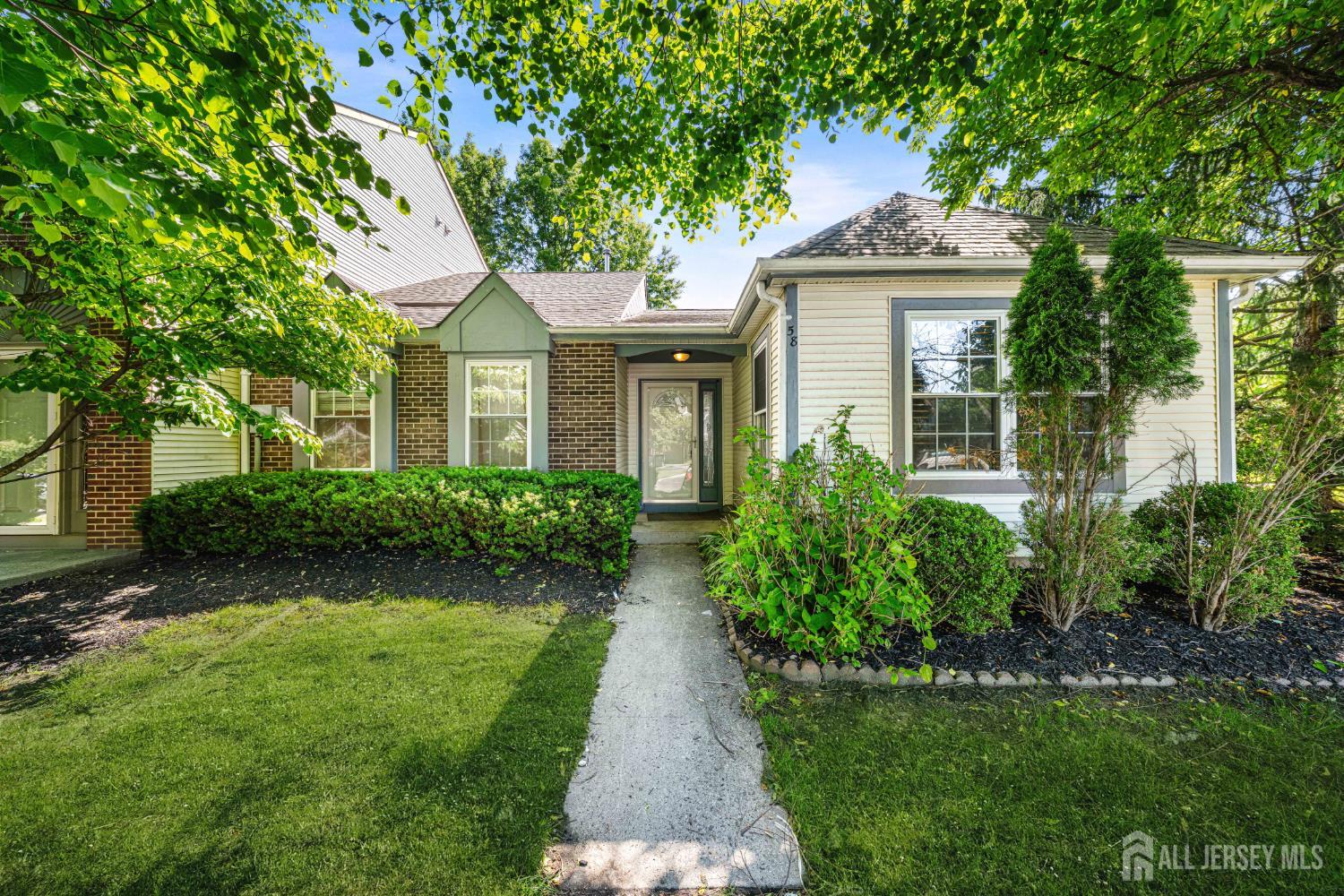 58 Beacon Place Robbinsville NJ 08691