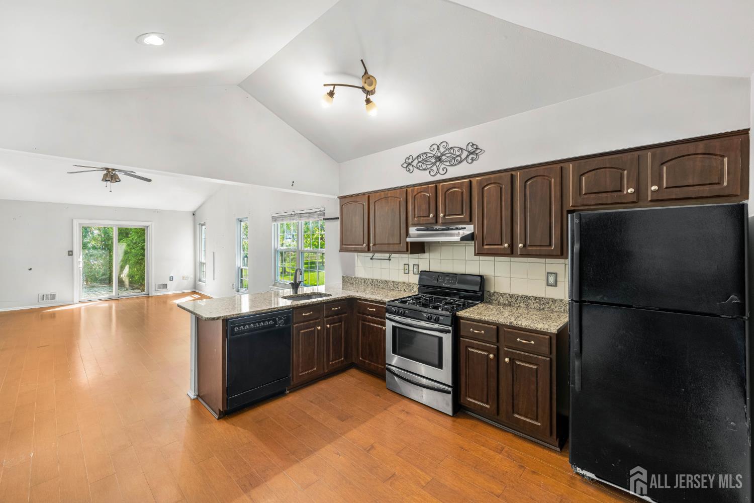 58 Beacon Place Robbinsville NJ 08691