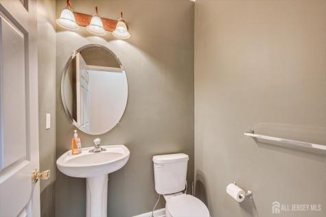 103 Timberhill Drive Franklin Twsp NJ 08823