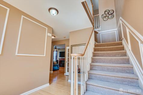 103 Timberhill Drive Franklin Twsp NJ 08823