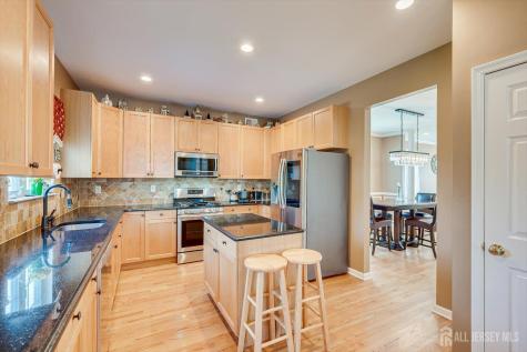 103 Timberhill Drive Franklin Twsp NJ 08823