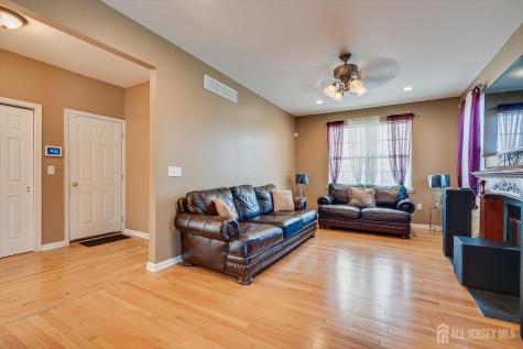 103 Timberhill Drive Franklin Twsp NJ 08823