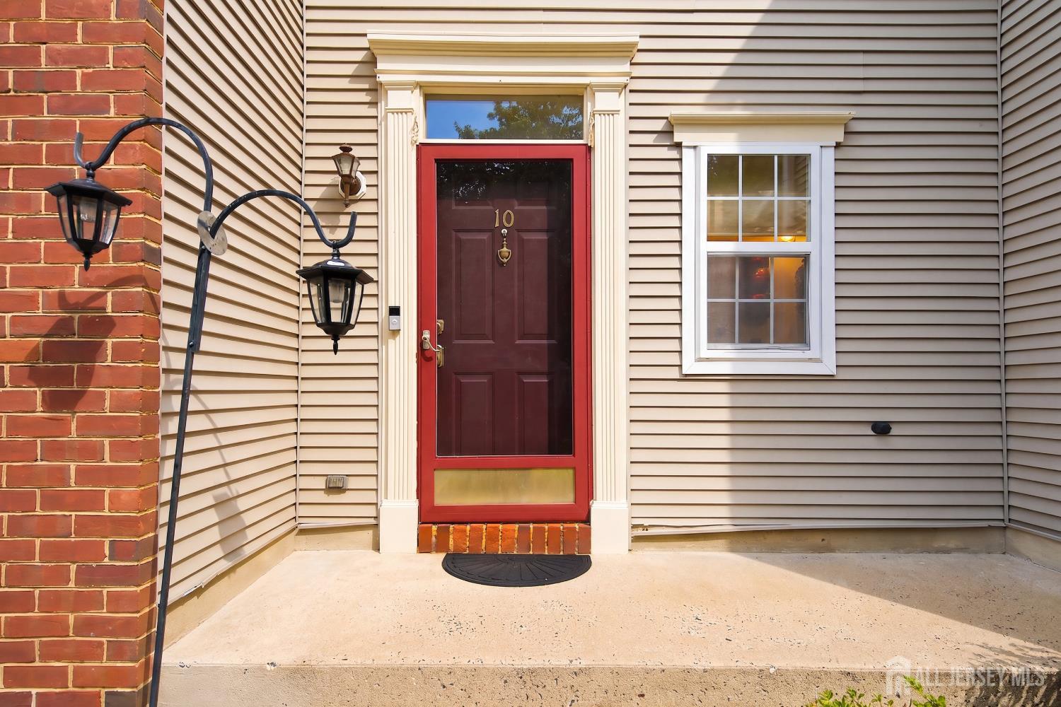 10 Burr Court Plainsboro NJ 08536