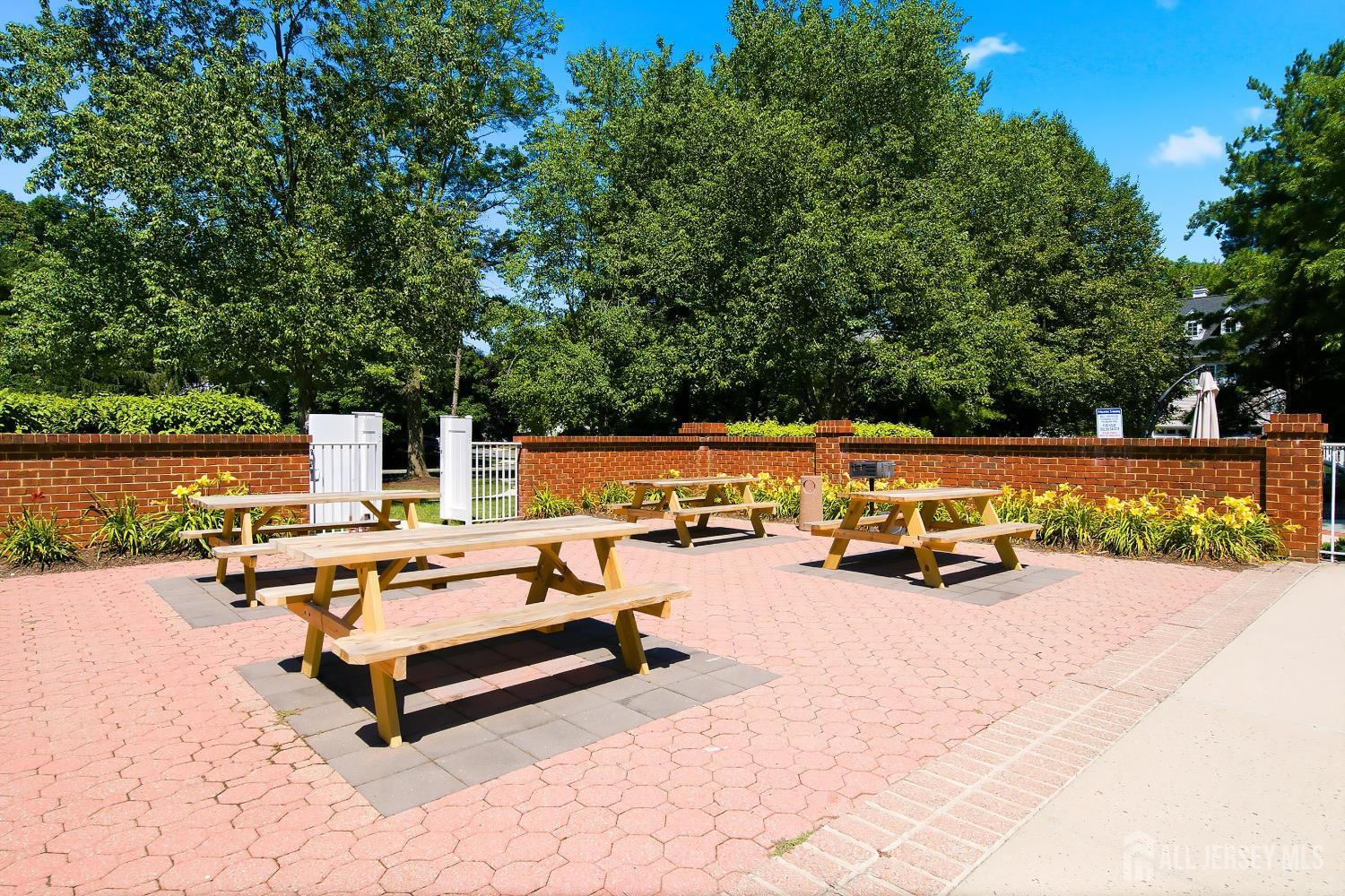 10 Burr Court Plainsboro NJ 08536
