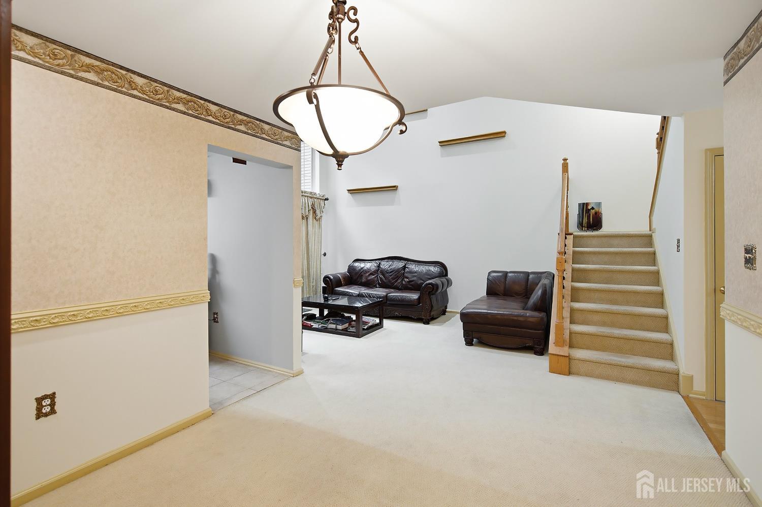 10 Burr Court Plainsboro NJ 08536