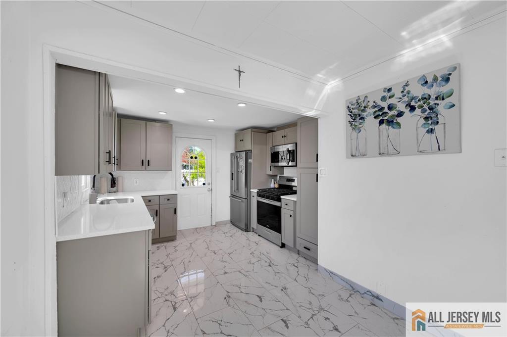 14 Albourne Street South River NJ 08882