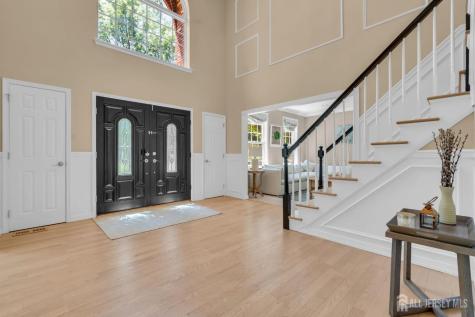 4 Scott Drive Monroe NJ 08831