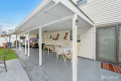 8 Monaghan Road Edison NJ 08817