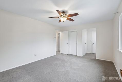 5 Ellis Court Middlesex NJ 08852