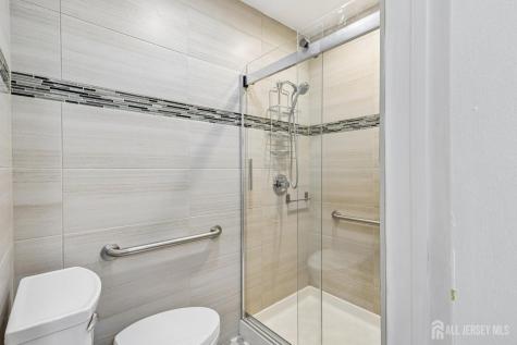 5 Ellis Court Middlesex NJ 08852