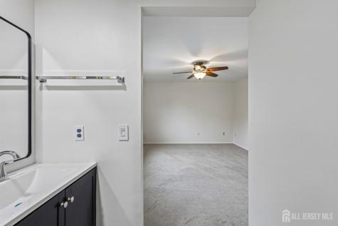 5 Ellis Court Middlesex NJ 08852