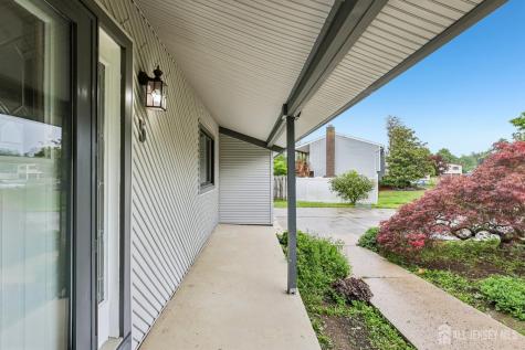 5 Ellis Court Middlesex NJ 08852