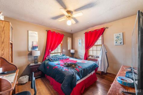 124 W 10th Avenue Roselle NJ 07203