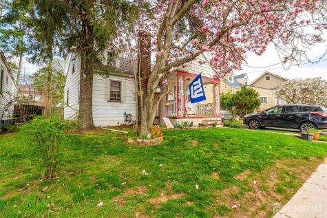 124 W 10th Avenue Roselle NJ 07203