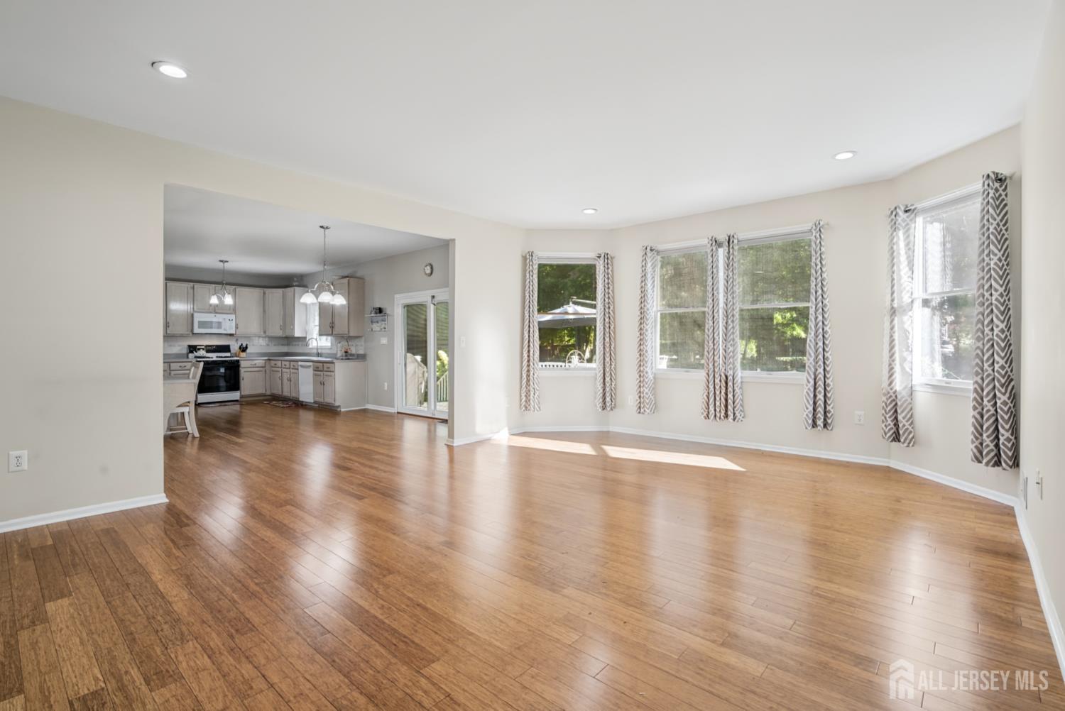 11 Camelot Drive Monroe NJ 08831
