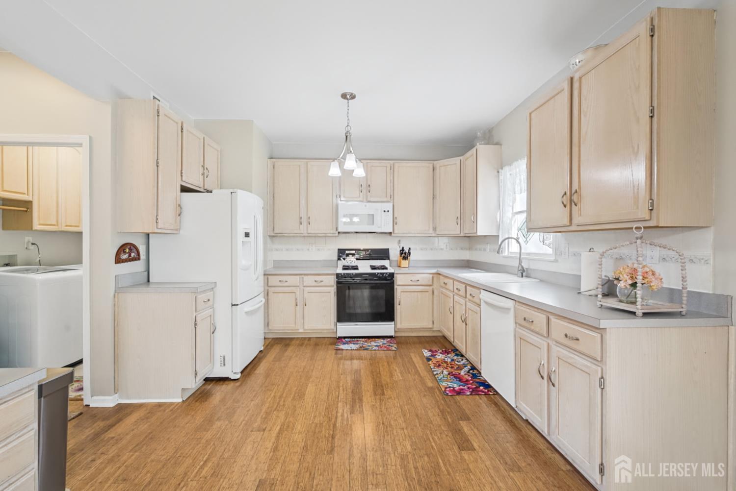 11 Camelot Drive Monroe NJ 08831
