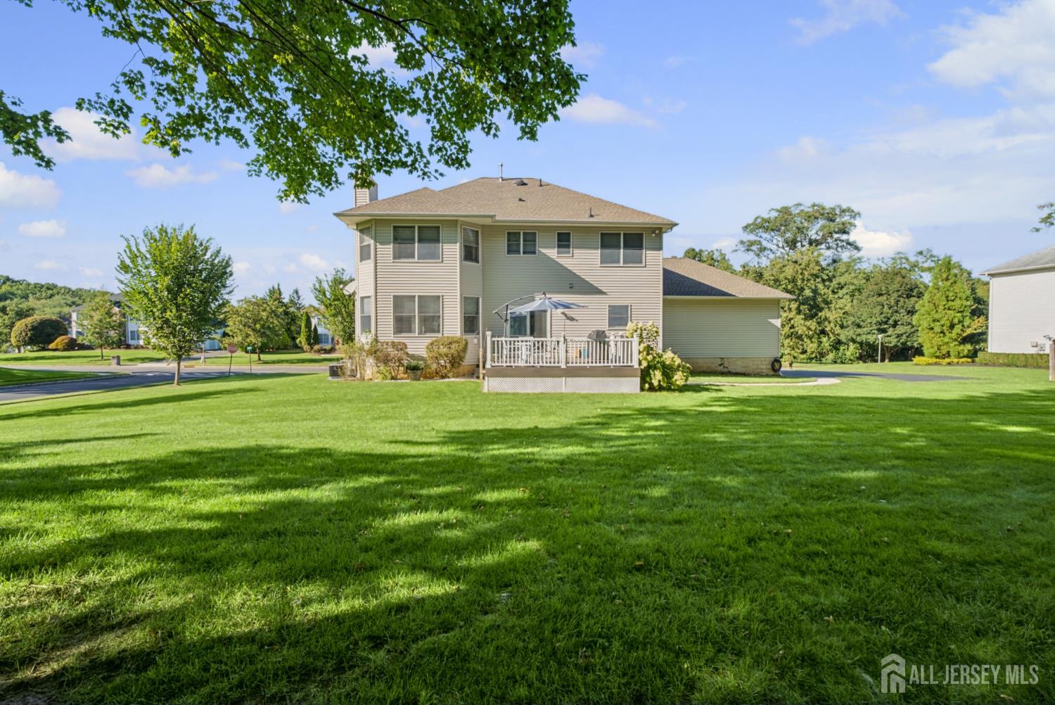 11 Camelot Drive Monroe NJ 08831